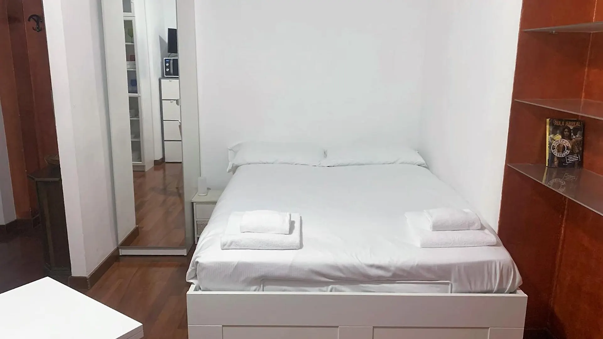 Apartment Bwr - Beautiful Loft Near The Duomo In Milan, Lamarmora